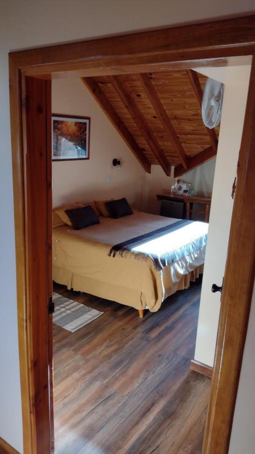 Hotel Y Cabanas Casa De Piedra Trevelín Kültér fotó
