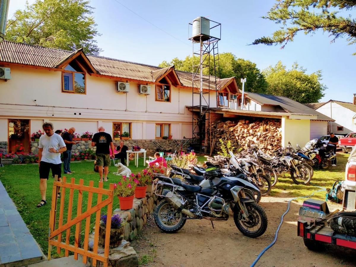 Hotel Y Cabanas Casa De Piedra Trevelín Kültér fotó